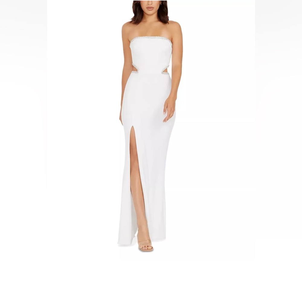 NWT Dress the Population Ariana
Embellished Gown MSRP $328